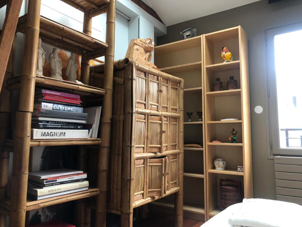 Charming On Floor In Marais -5p Appartement Parijs